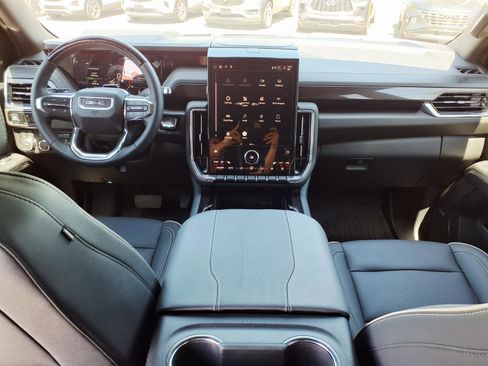 Certified 2026 GMC Yukon XL Elevation AWD/4WD image 17