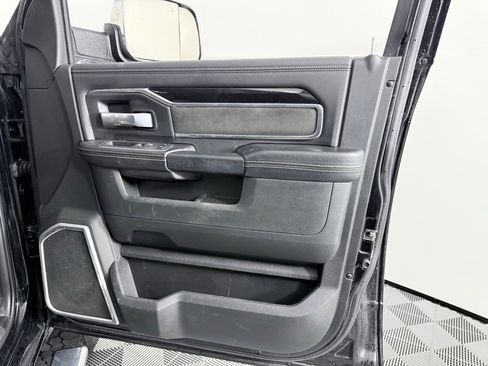 Used 2020 RAM 3500 Laramie image 10