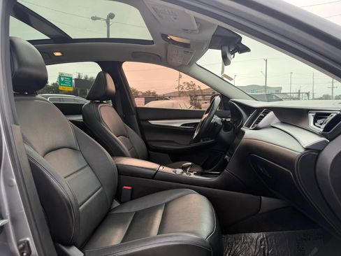 Used 2020 INFINITI QX50 Luxe w/ Navigation Package image 22