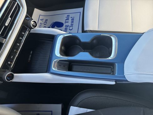 New 2026 Chevrolet Equinox EV LT image 20