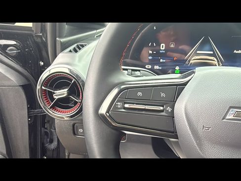 New 2025 Chevrolet Equinox EV RS image 14