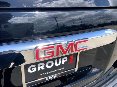 Used 2018 GMC Yukon Denali w/ Denali Ultimate Package AWD/4WD image 31