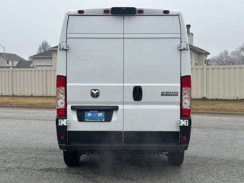 Used 2023 RAM ProMaster 2500 image 6