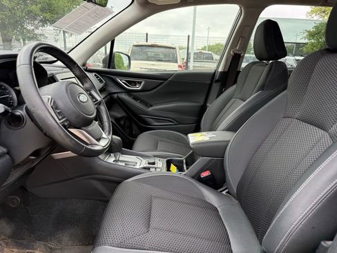 Used 2020 Subaru Forester Premium image 10