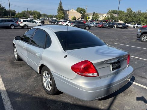 Used 2007 Ford Taurus SEL FWD image 5