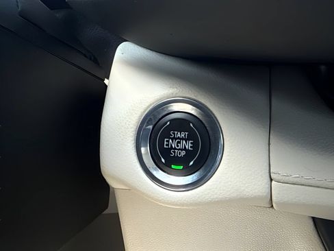 Used 2023 Buick Envision Preferred AWD/4WD image 16