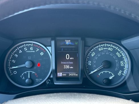Used 2023 Toyota Tacoma TRD Sport image 16