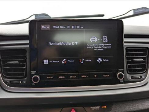 Used 2022 Kia Rio LX image 27