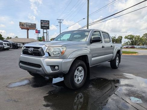 Used 2015 Toyota Tacoma 4x4 Double Cab w/ TRD Off-Road Package image 10