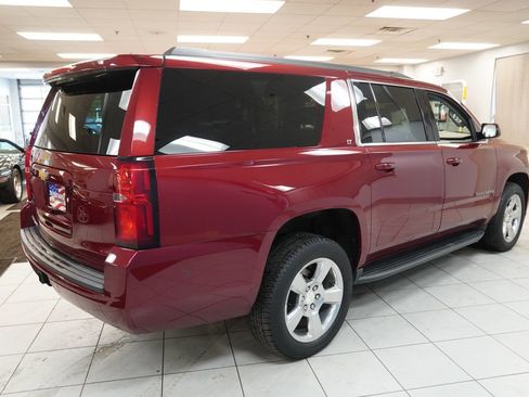 Used 2018 Chevrolet Suburban LT AWD/4WD image 13