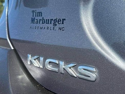 Used 2020 Nissan Kicks SV FWD image 25