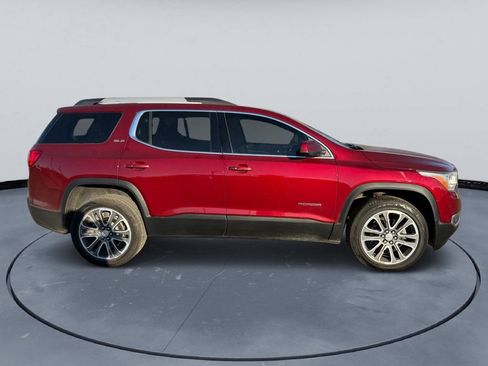 Used 2017 GMC Acadia SLE image 2