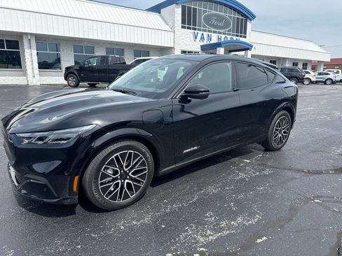 Used 2024 Ford Mustang Mach-E Premium AWD/4WD image 2