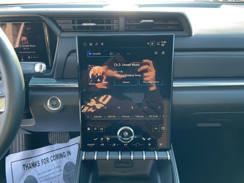 Used 2025 GMC Terrain Elevation image 20