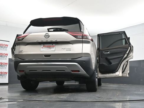 Used 2021 Nissan Rogue Platinum AWD/4WD image 43