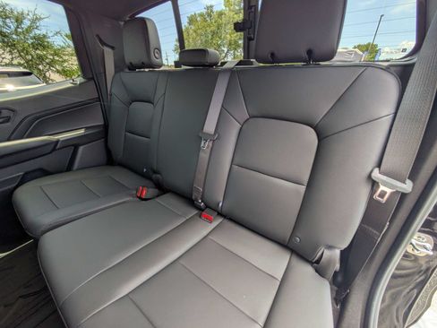 New 2026 Chevrolet Colorado Trail Boss AWD/4WD image 7
