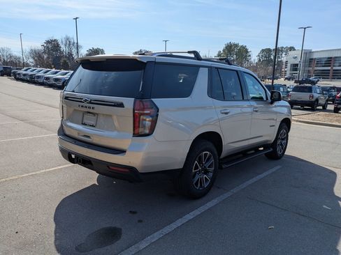 Used 2023 Chevrolet Tahoe Z71 w/ Luxury Package image 4