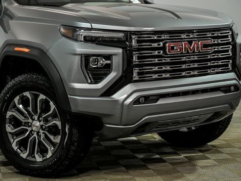 New 2026 GMC Canyon Denali image 2