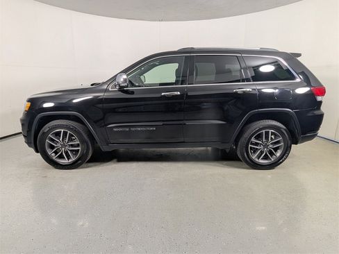 Used 2021 Jeep Grand Cherokee Limited w/ Luxury Group II image 4