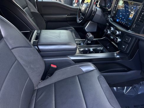 Used 2025 Ford F150 Raptor AWD/4WD image 18
