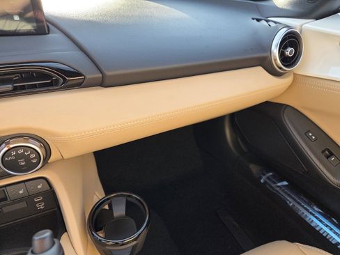 New 2026 MAZDA MX-5 Miata RF Grand Touring RWD image 28