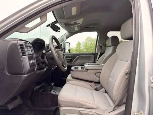 Used 2015 Chevrolet Silverado 2500 W/T w/ WT Convenience Package AWD/4WD image 16