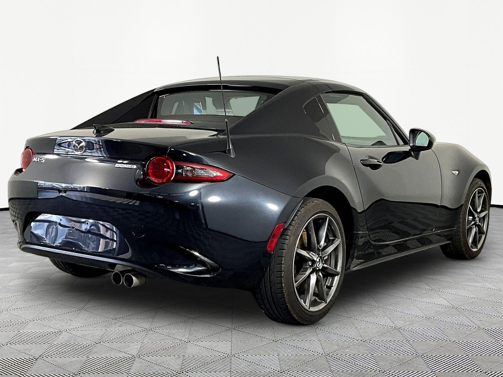 Used 2023 MAZDA MX-5 Miata Grand Touring RWD image 6