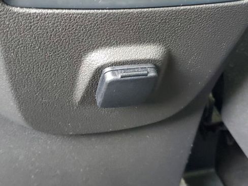 Used 2018 Ford Escape SEL w/ Canadian Touring Package AWD/4WD image 12