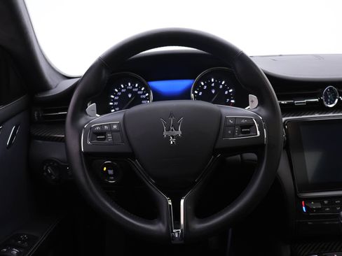Used 2020 Maserati Quattroporte GTS GranLusso RWD image 21