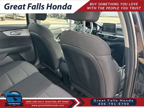 Used 2024 Kia Forte LXS image 25