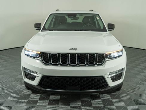Used 2023 Jeep Grand Cherokee Limited image 2