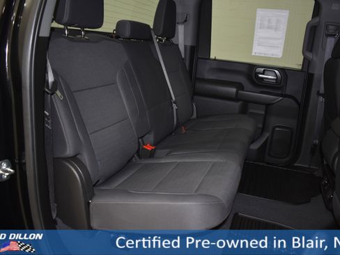 Used 2024 Chevrolet Silverado 2500 Custom w/ Custom Value Package image 9