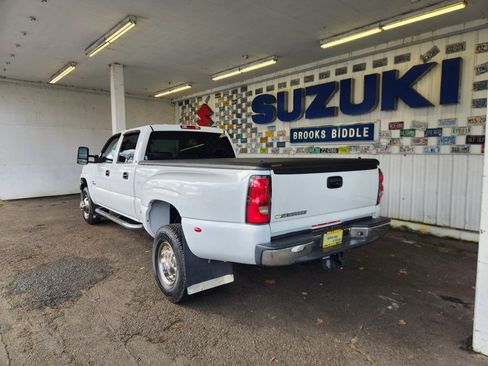 Used 2006 Chevrolet Silverado 3500 LT w/ Heavy-Duty Power Package image 5