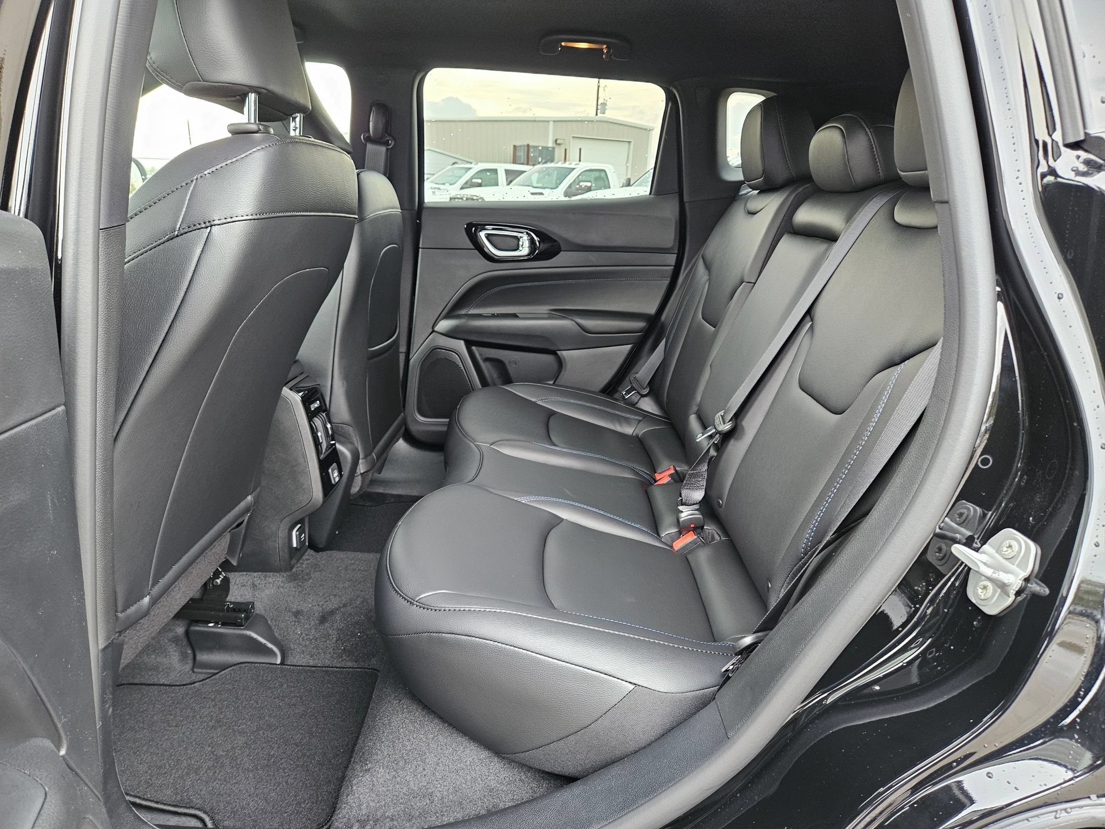 New 2026 Jeep Compass Limited AWD/4WD image 13