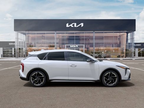 New 2026 Kia K4 GT-Line image 8