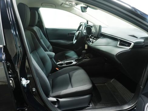 Used 2024 Toyota Corolla LE FWD image 11