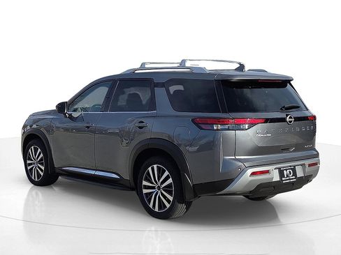 Used 2022 Nissan Pathfinder Platinum w/ Lighting Package (N93) image 4