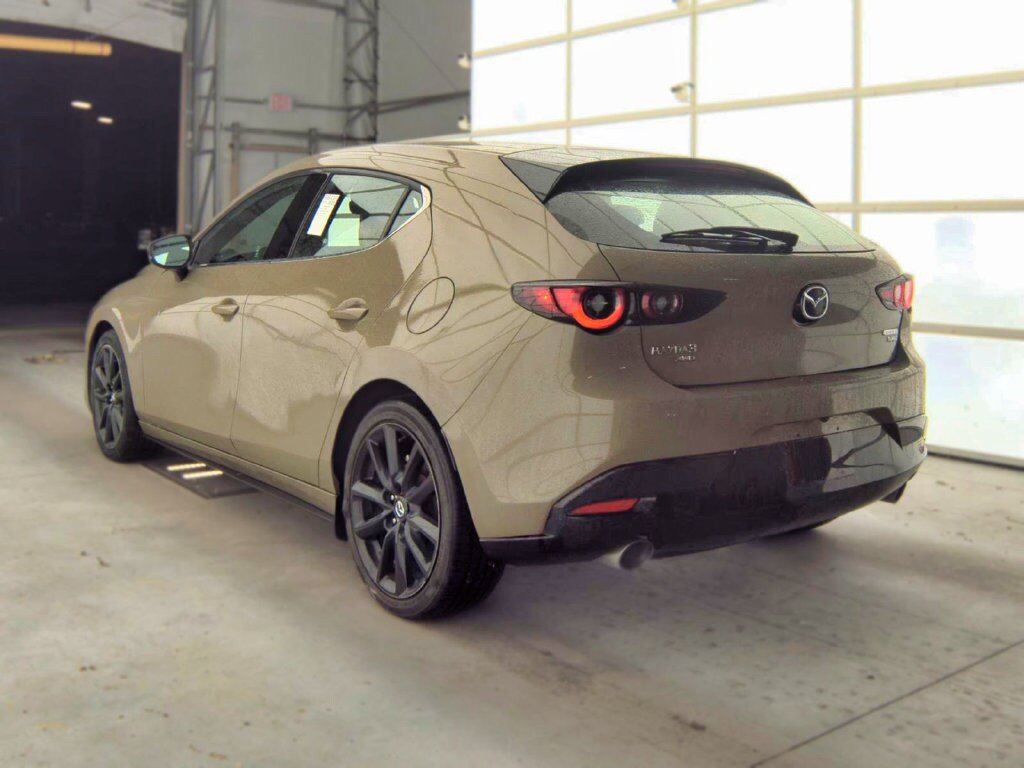 Used 2024 MAZDA MAZDA3 s AWD/4WD image 5
