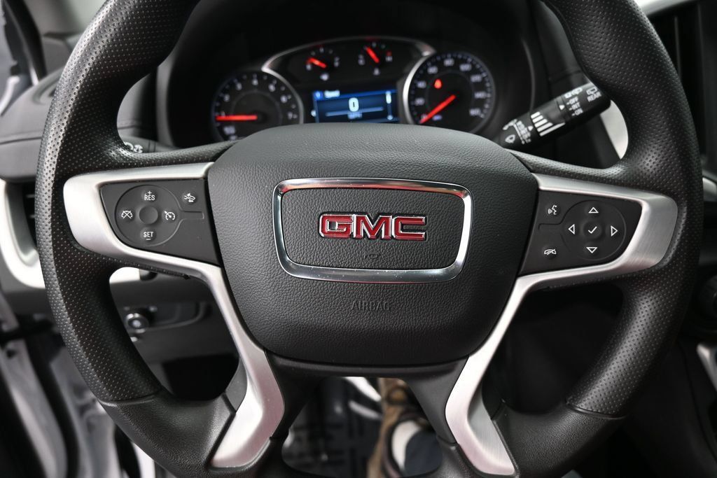 Used 2024 GMC Terrain SLE FWD image 35