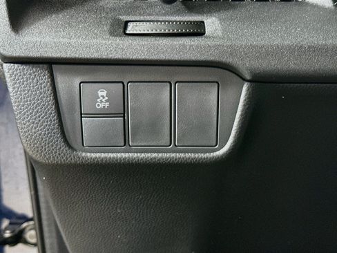 Used 2024 Honda CR-V EX image 9