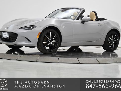 Used 2025 MAZDA MX-5 Miata Grand Touring w/ Weather Package image 16