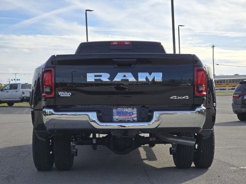 New 2026 RAM 3500 Tradesman image 18