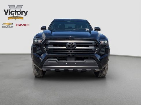 Used 2024 Toyota Tacoma SR AWD/4WD image 2