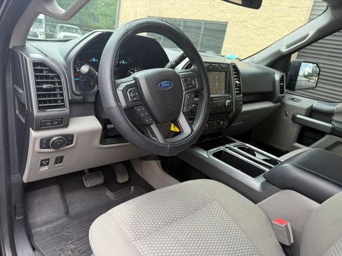 Used 2018 Ford F150 XLT w/ Equipment Group 302A Luxury AWD/4WD image 20