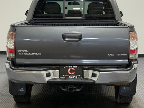 Used 2014 Toyota Tacoma 4x4 Double Cab w/ SR5 Package image 6