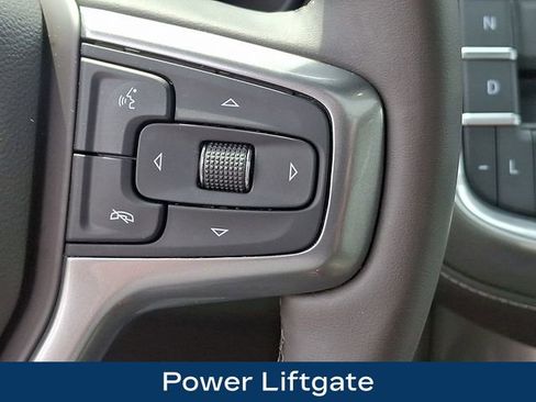 Used 2024 Chevrolet Tahoe LT w/ Luxury Package image 8