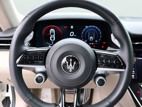 Used 2024 Maserati GranTurismo Modena AWD/4WD image 32
