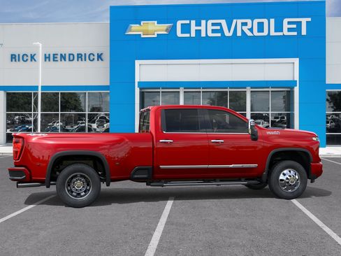 New 2026 Chevrolet Silverado 3500 High Country w/ Technology Package AWD/4WD image 7