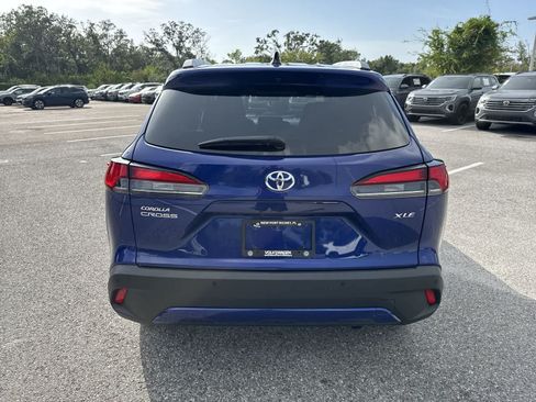 Used 2025 Toyota Corolla Cross XLE FWD image 13