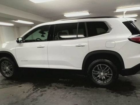 Certified 2025 GMC Acadia Elevation image 6